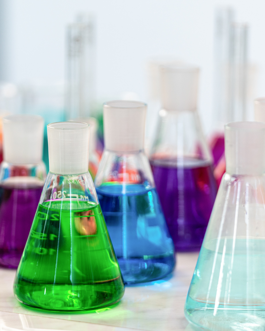 Neuro Perfume & Neuro Scents: The Science of Fragrance and the Mind